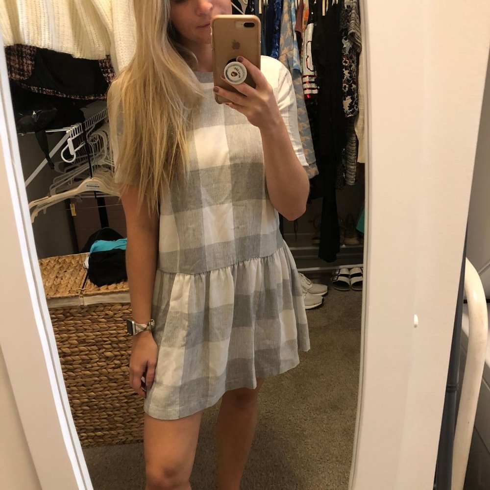 English factory gray/white plaid dress size small
